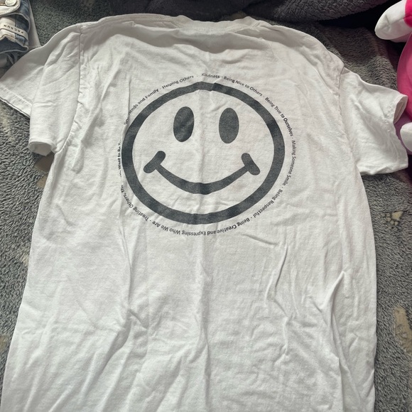 White t shirt, medium - Picture 2 of 2